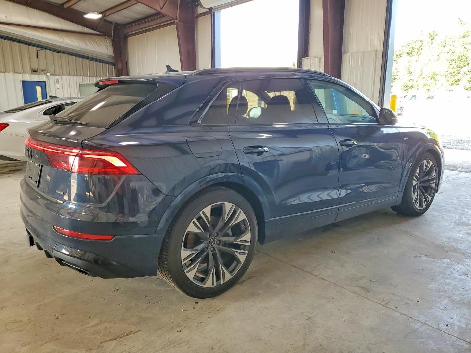 2025 Audi Q8 მანქანა იყიდება აუქციონზე, vin: WA1EVBF18SD028198, აუქციონის ნომერი: 62594136
