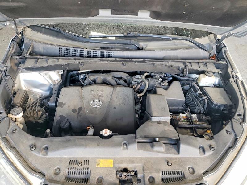 Auction sale of the 2018 Toyota Highlander, vin: 5TDZZRFH3JS257702, lot number: 63133136