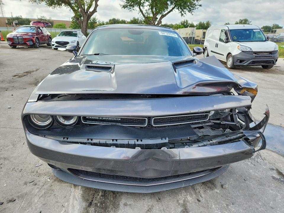 Продаж на аукціоні авто 2019 Dodge Challenger, vin: 2C3CDZAG6KH751544, номер лоту: 62129576