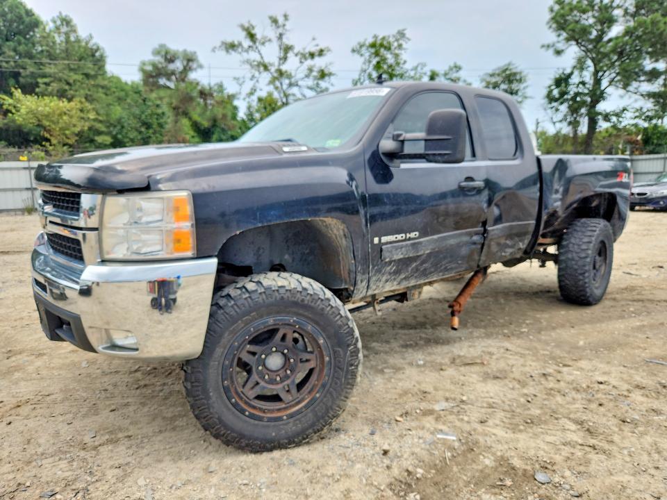 Auction sale of the 2007 Chevrolet Silverado, vin: 1GCHK29K77E523493, lot number: 61919956