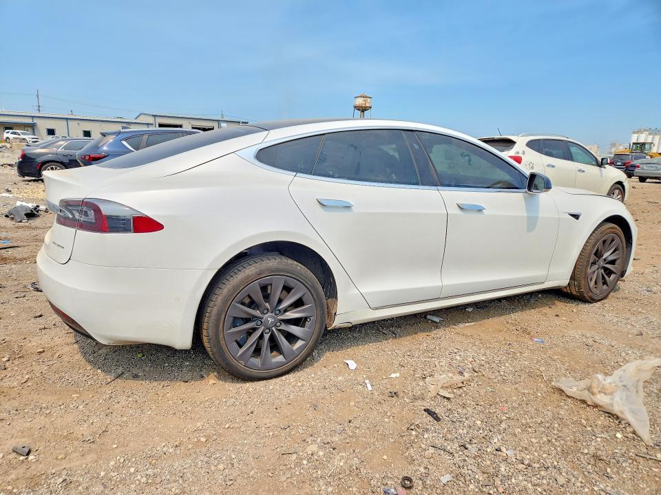 2020 Tesla Model S მანქანა იყიდება აუქციონზე, vin: 5YJSA1E26LF359316, აუქციონის ნომერი: 60639506