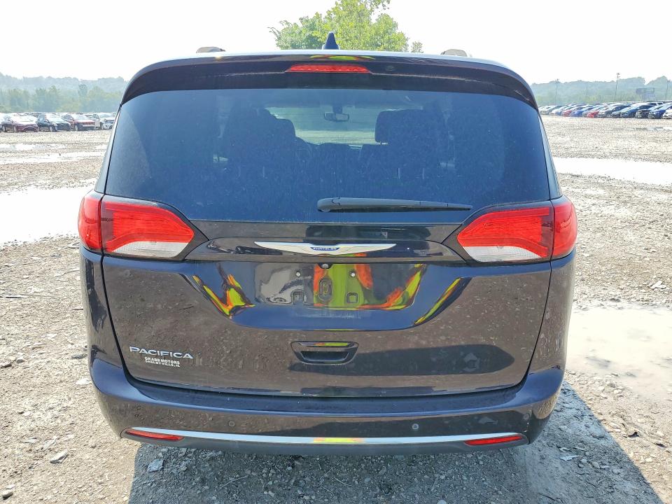 60713416 :رقم المزاد ، 2C4RC1BG4JR269589 vin ، 2018 Chrysler Pacifica مزاد بيع