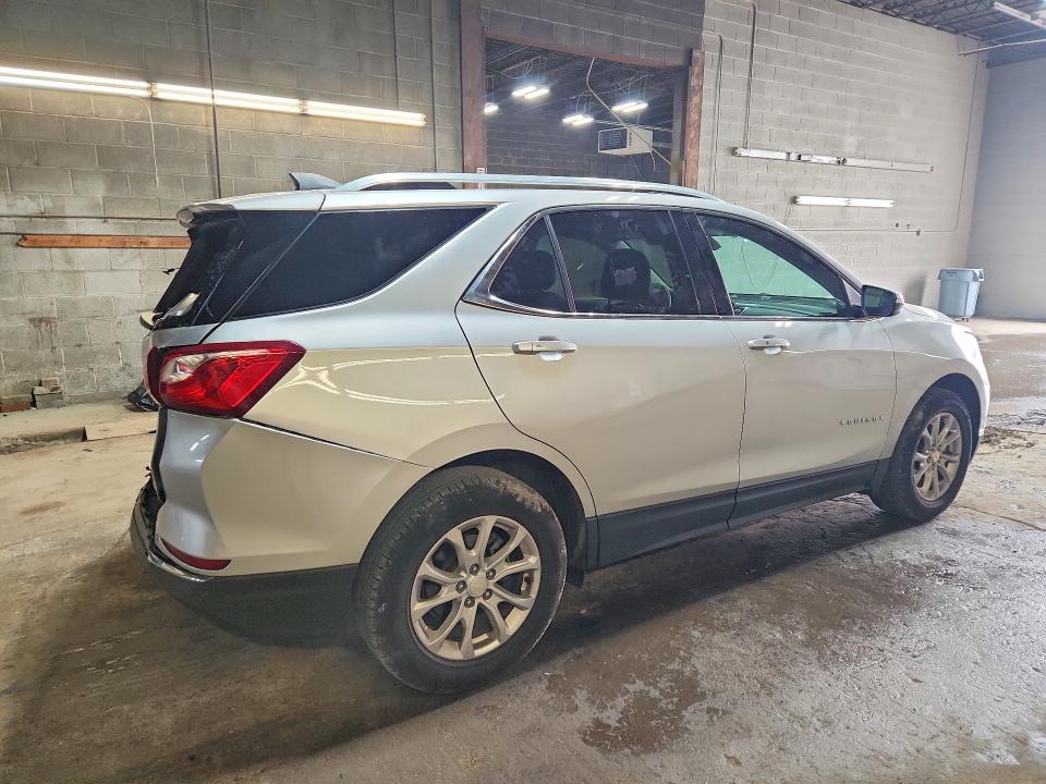 Продаж на аукціоні авто 2019 Chevrolet Equinox, vin: 3GNAXUEV2KS661544, номер лоту: 61370656