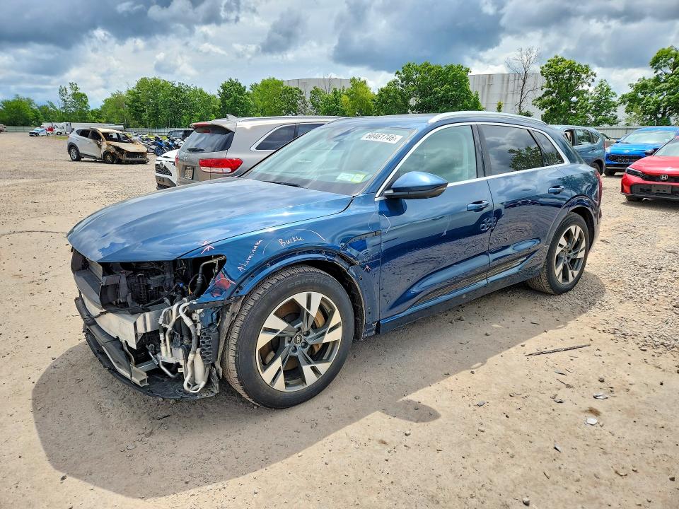 Продажа на аукционе авто 2021 Audi E-tron, vin: WA1VABGE4MB015766, номер лота: 60461746