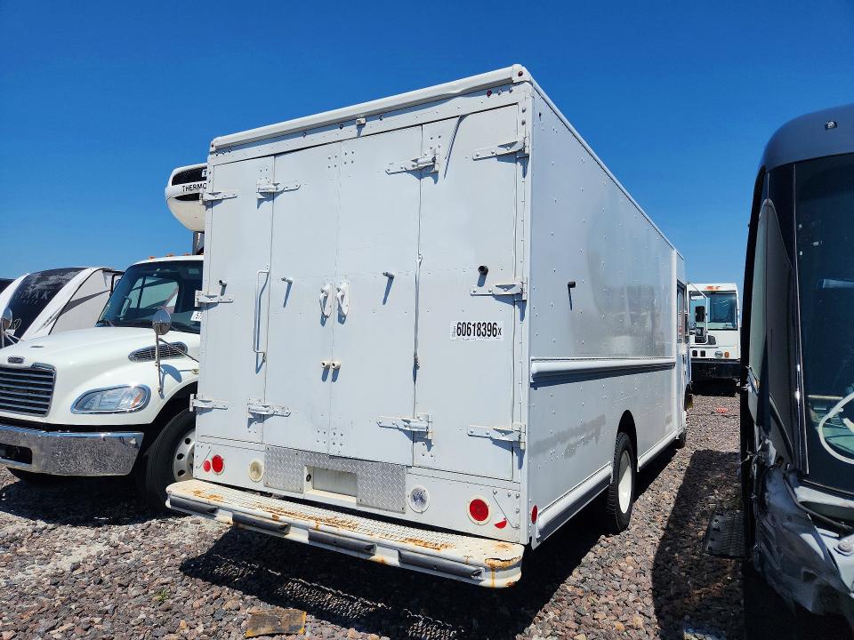 60618396 :رقم المزاد ، 1F65F5KY9F0A08761 vin ، 2015 Ford F59 مزاد بيع
