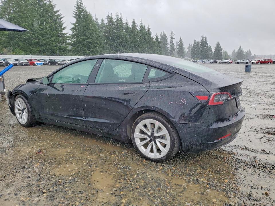 60546546 :رقم المزاد ، 5YJ3E1EA6NF186755 vin ، 2022 Tesla Model 3 مزاد بيع