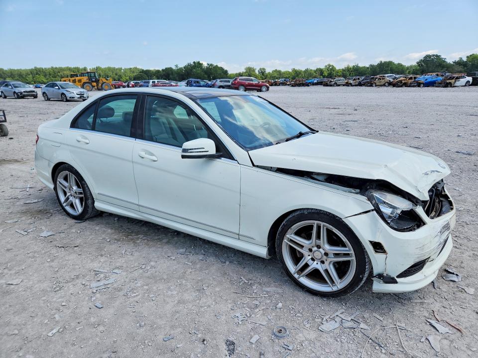 Продаж на аукціоні авто 2011 Mercedes-benz C, vin: WDDGF8BB4BA505908, номер лоту: 61959556