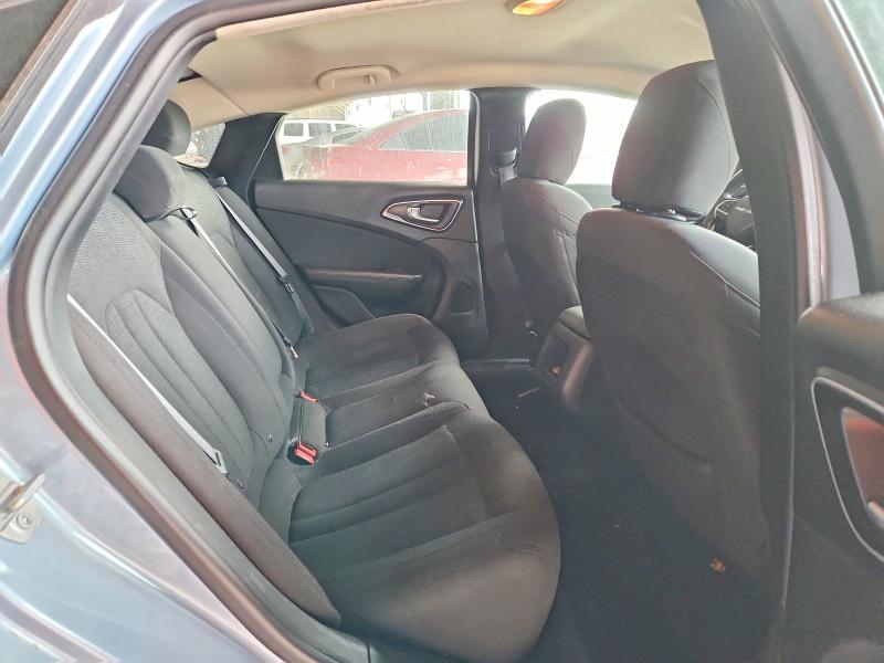 Продаж на аукціоні авто 2015 Chrysler 200, vin: 1C3CCCAB4FN709200, номер лоту: 61495536
