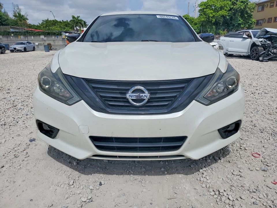 Продажа на аукционе авто 2018 Nissan Altima, vin: 1N4AL3AP6JC235288, номер лота: 60249726