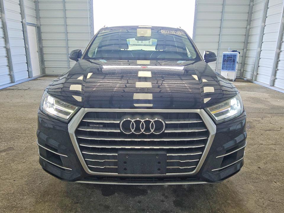 Продажа на аукционе авто 2017 Audi Q7, vin: WA1LAAF77HD001813, номер лота: 62318816