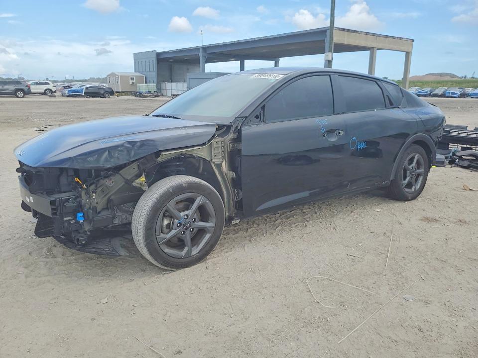 2025 Kia K4 მანქანა იყიდება აუქციონზე, vin: 3KPFT4DEXSE119392, აუქციონის ნომერი: 59649916