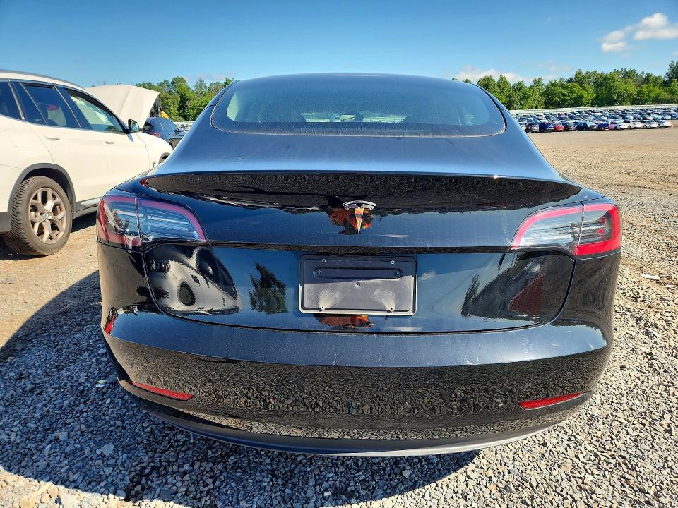 Продажа на аукционе авто 2023 Tesla Model 3, vin: 5YJ3E1EA8PF679551, номер лота: 57753216