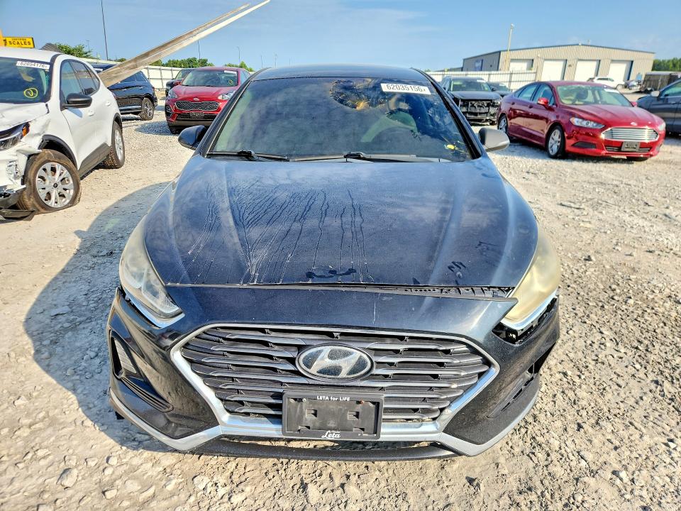 62035156 :رقم المزاد ، 5NPE24AF2JH652343 vin ، 2018 Hyundai Sonata مزاد بيع