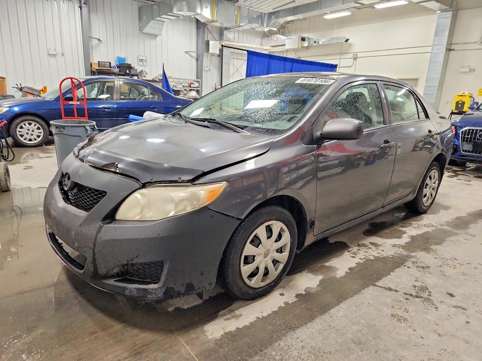 61070106 :رقم المزاد ، 2T1BU4EE5AC252469 vin ، 2010 Toyota Corolla مزاد بيع