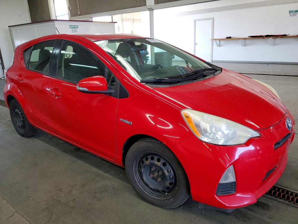 2013 Toyota Prius C მანქანა იყიდება აუქციონზე, vin: JTDKDTB31D1545131, აუქციონის ნომერი: 61555416