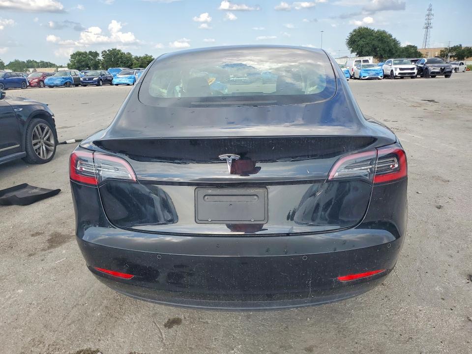 2021 Tesla Model 3 მანქანა იყიდება აუქციონზე, vin: 5YJ3E1EA1MF082673, აუქციონის ნომერი: 61872066