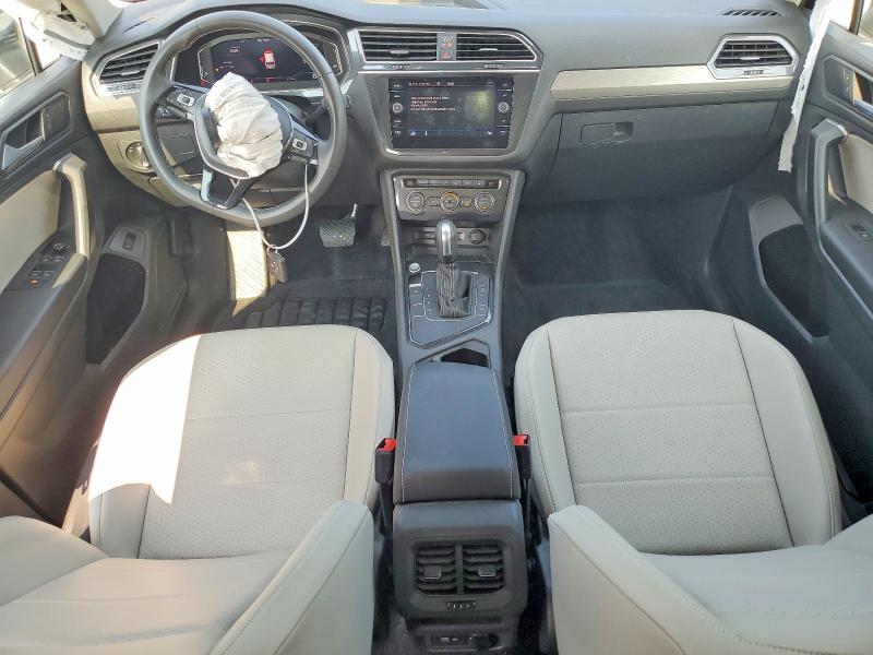 Продаж на аукціоні авто 2021 Volkswagen Tiguan, vin: 3VV3B7AX1MM075029, номер лоту: 62861306