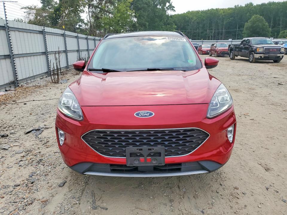 62589626 :رقم المزاد ، 1FMCU9J94MUA62949 vin ، 2021 Ford Escape مزاد بيع
