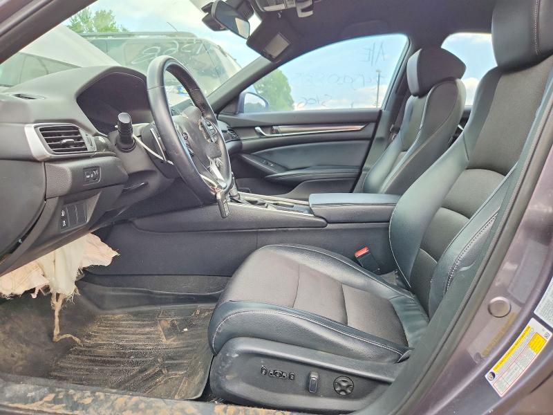Продажа на аукционе авто 2018 Honda Accord, vin: 1HGCV1F3XJA215288, номер лота: 60611856