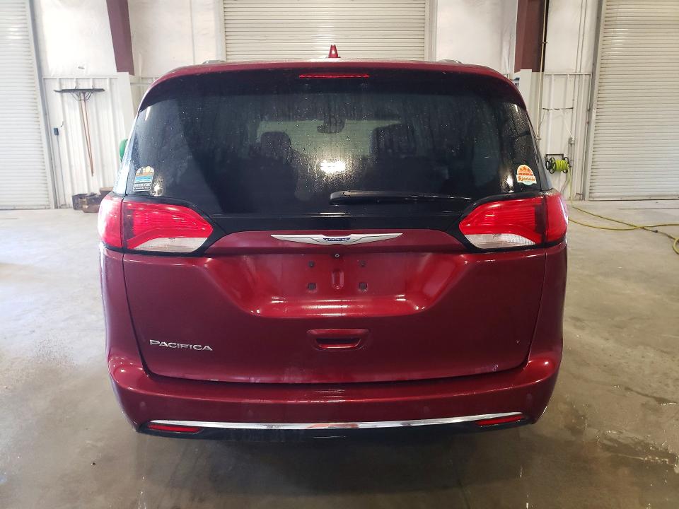 60754776 :رقم المزاد ، 2C4RC1EG8JR333841 vin ، 2018 Chrysler Pacifica مزاد بيع