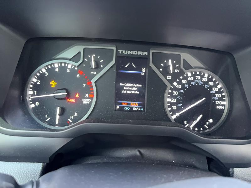 Продажа на аукционе авто 2026 Toyota Tundra, vin: 5TFKB5AB4TX052680, номер лота: 61086826