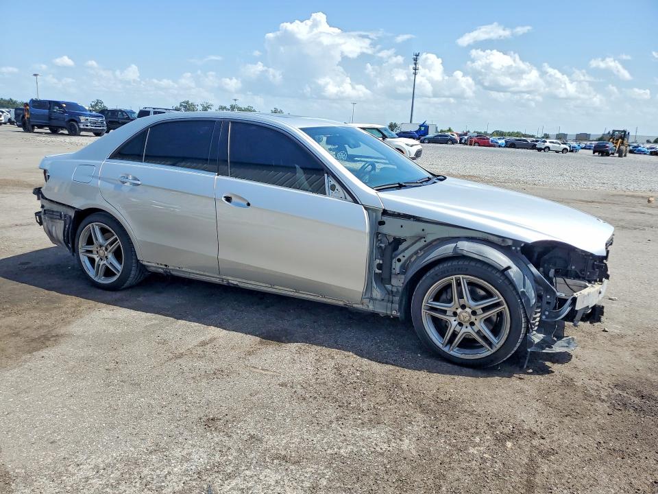 60713986 :رقم المزاد ، WDDHF5KB4EA902252 vin ، 2014 Mercedes-benz E مزاد بيع