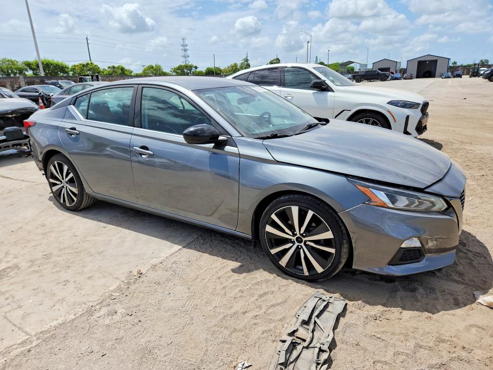 Продажа на аукционе авто 2021 Nissan Altima, vin: 1N4BL4CV5MN332903, номер лота: 61362016