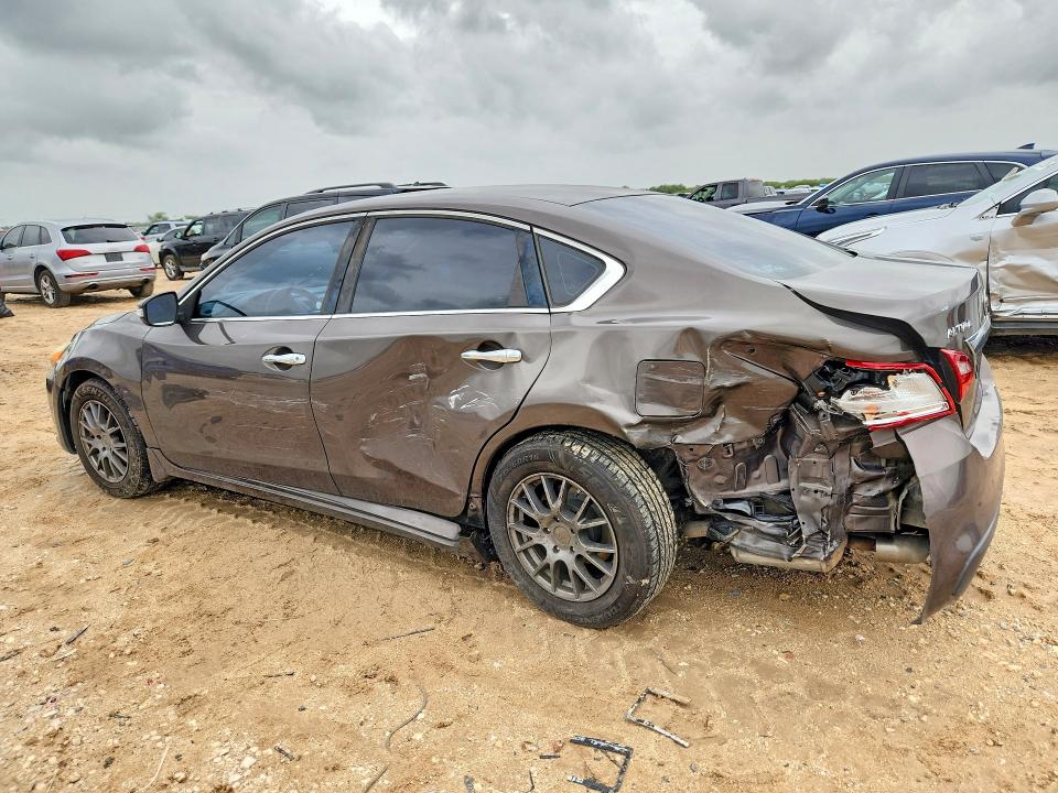 61192986 :رقم المزاد ، 1N4AL3AP8GN334790 vin ، 2016 Nissan Altima مزاد بيع