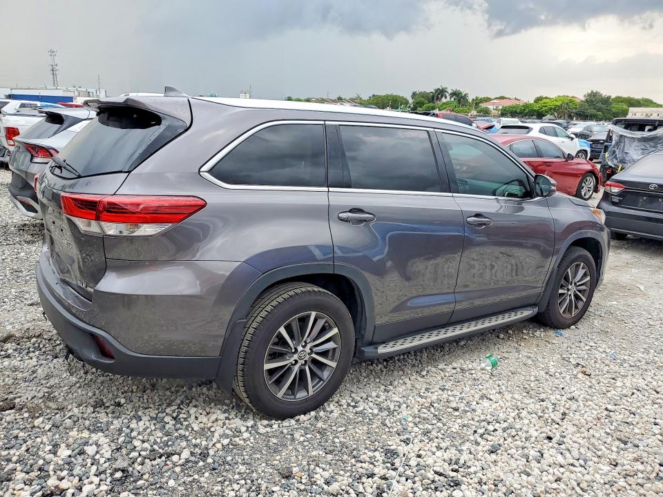 Aukcja sprzedaży 2019 Toyota Highlander, vin: 5TDJZRFH5KS617129, numer aukcji: 59830106
