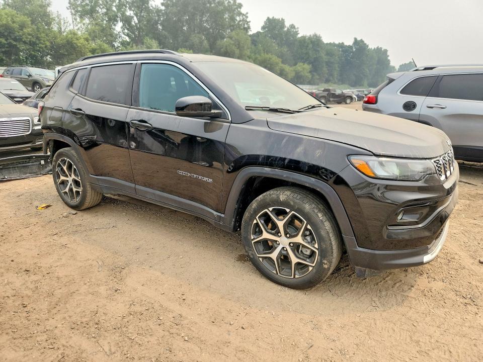 Продаж на аукціоні авто 2024 Jeep Compass, vin: 3C4NJDCN2RT157899, номер лоту: 61108176