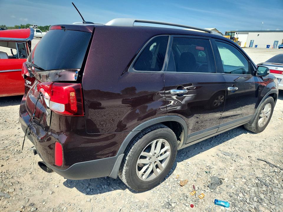 2015 Kia Sorento მანქანა იყიდება აუქციონზე, vin: 5XYKT4A68FG658923, აუქციონის ნომერი: 58895566