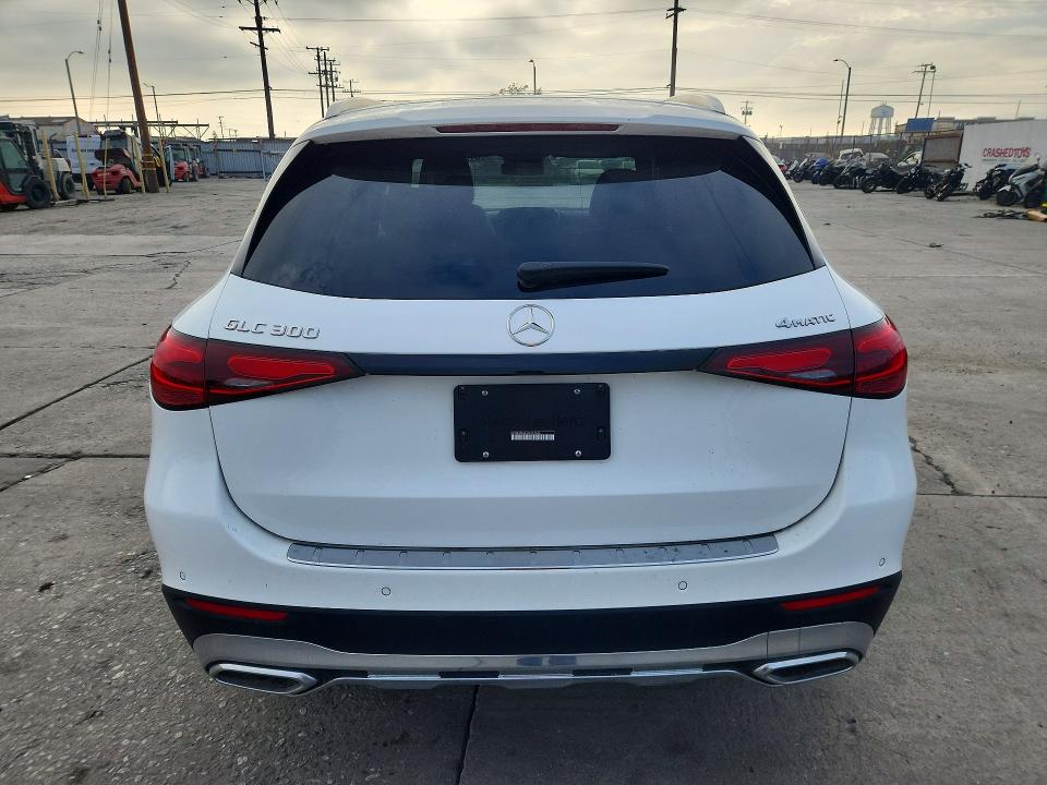 61933636 :رقم المزاد ، W1NKM4HB1RF171546 vin ، 2024 Mercedes-benz Glc مزاد بيع