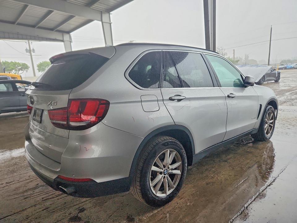Продаж на аукціоні авто 2015 Bmw X5, vin: 5UXKR2C51F0H37557, номер лоту: 85457555