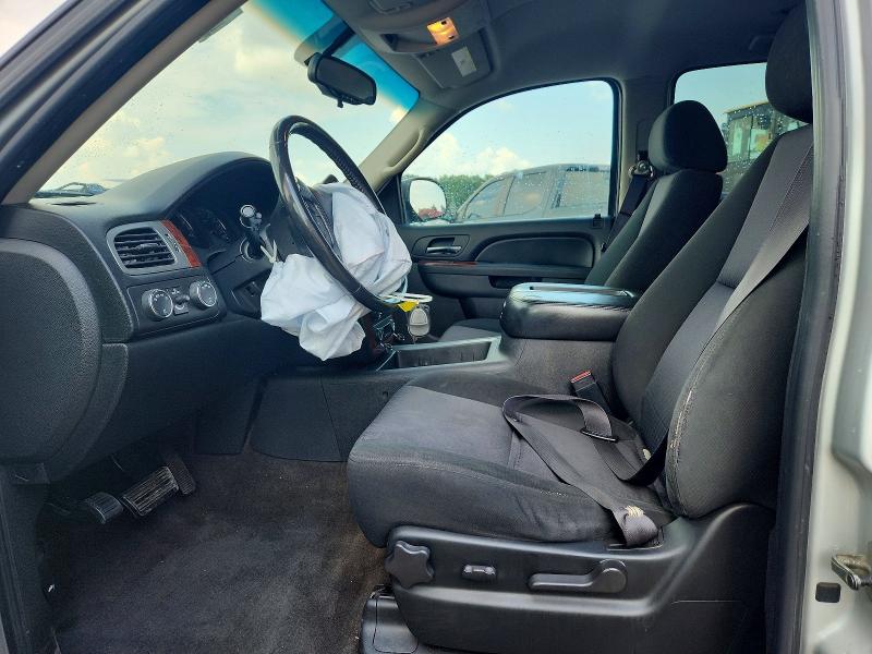 Продаж на аукціоні авто 2011 Chevrolet Tahoe, vin: 1GNSKAE01BR129372, номер лоту: 60305976