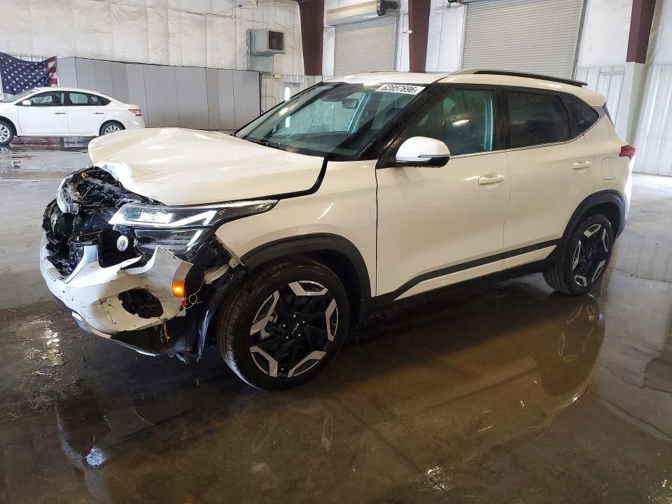 2025 Kia Seltos მანქანა იყიდება აუქციონზე, vin: KNDETCA7XS7775989, აუქციონის ნომერი: 62857696