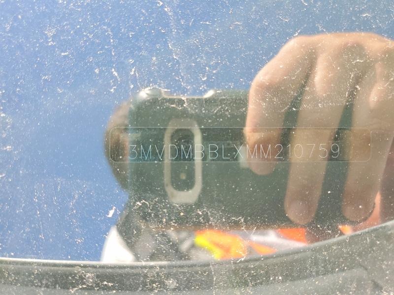 60467256 :رقم المزاد ، 3MVDMBBLXMM210759 vin ، 2021 Mazda Cx-30 مزاد بيع