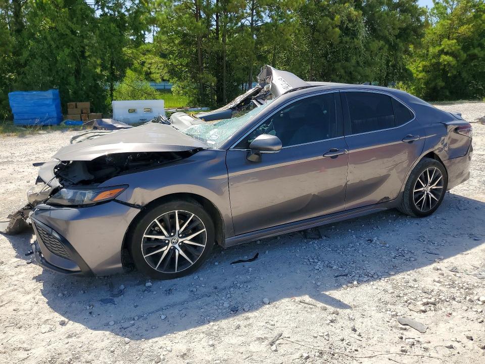 Продажа на аукционе авто 2022 Toyota Camry, vin: 4T1G11AK5NU661844, номер лота: 61764776