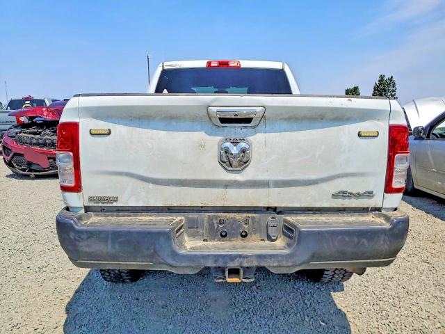 61168596 :رقم المزاد ، 3C6UR5CJ9NG322476 vin ، 2022 Ram 2500 مزاد بيع