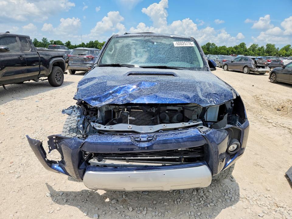 60025776 :رقم المزاد ، JTEPU5JR2R6233428 vin ، 2024 Toyota 4runner مزاد بيع