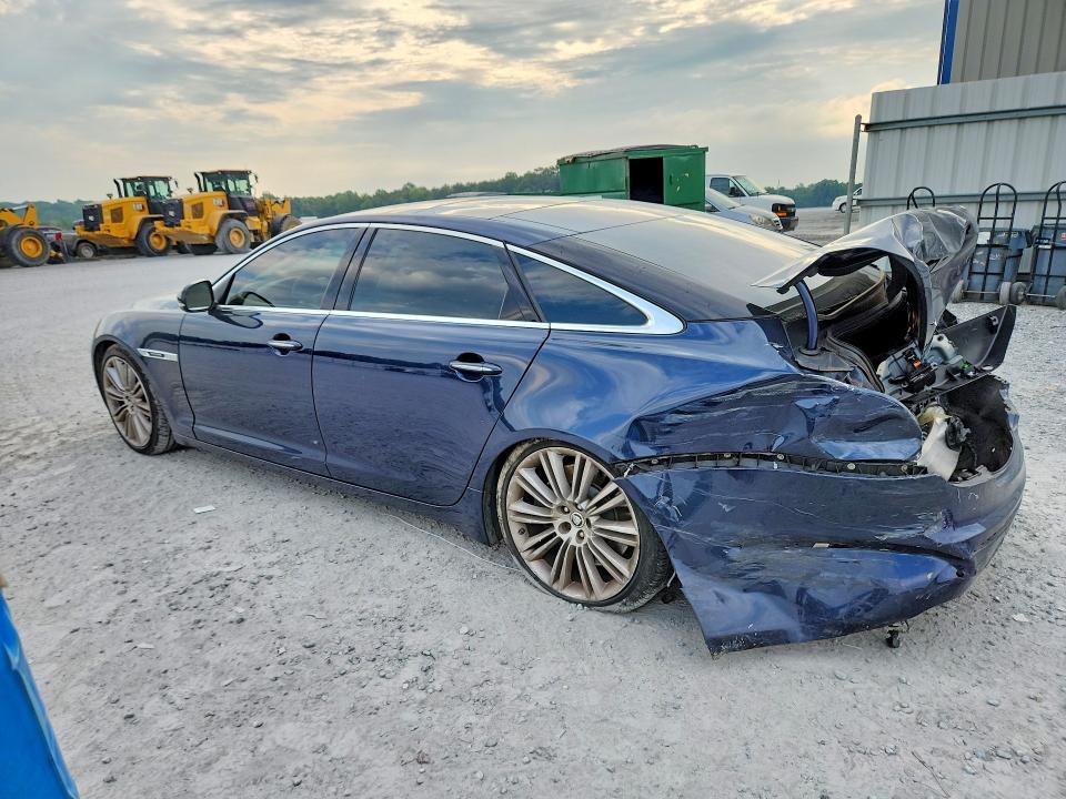 2011 Jaguar Xjl მანქანა იყიდება აუქციონზე, vin: SAJWA2GE2BMV13896, აუქციონის ნომერი: 62749576