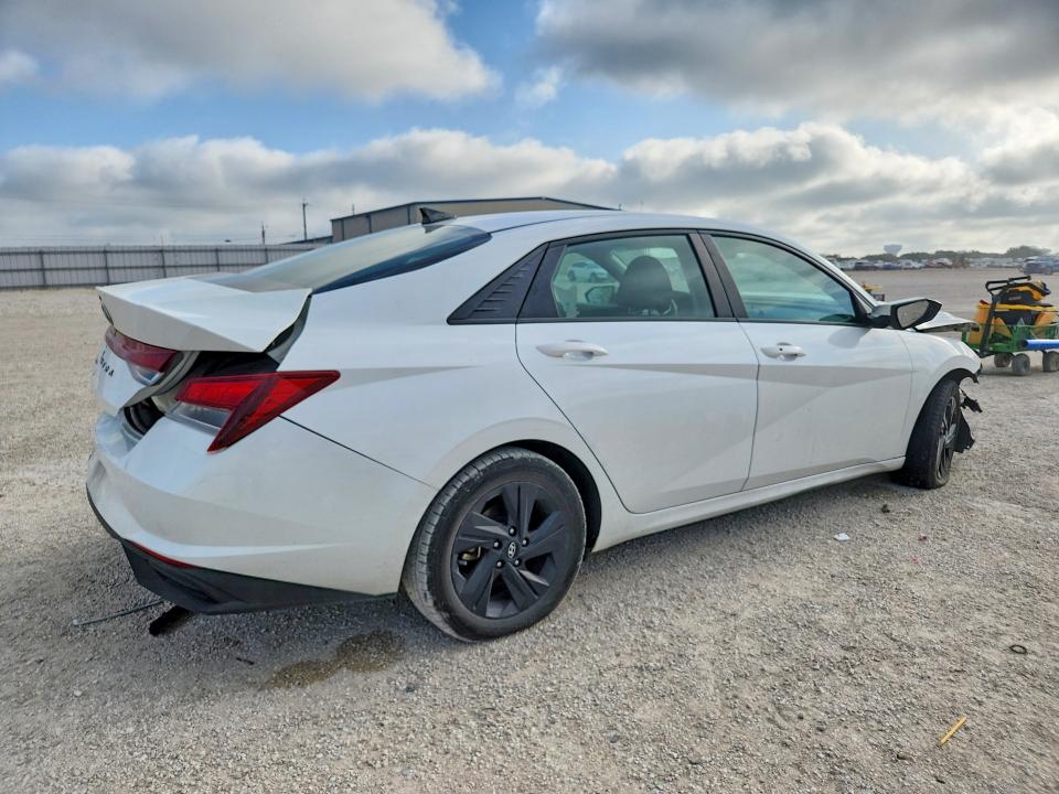 Продажа на аукционе авто 2021 Hyundai Elantra, vin: 5NPLM4AG5MH051149, номер лота: 60709666