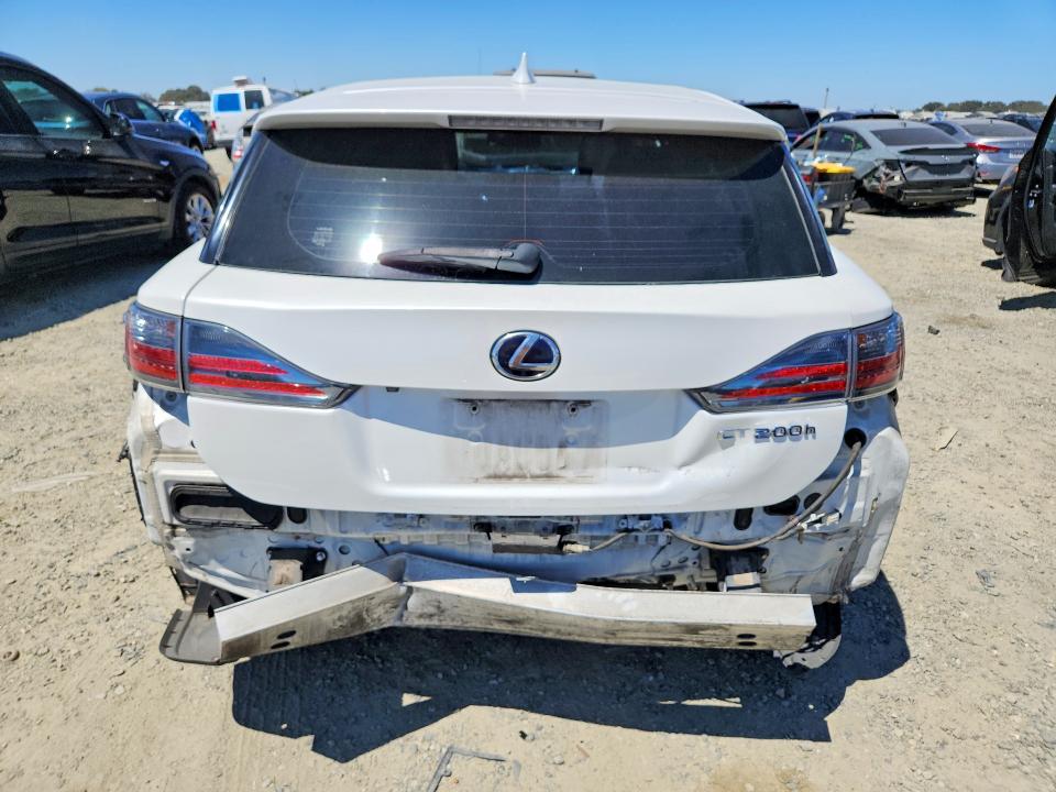 61560076 :رقم المزاد ، JTHKD5BH5G2274403 vin ، 2016 Lexus Ct مزاد بيع
