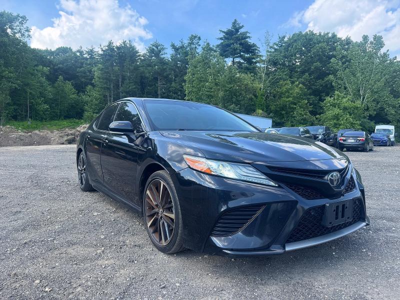 Auction sale of the 2018 Toyota Camry, vin: 4T1B61HK9JU052302, lot number: 60720546