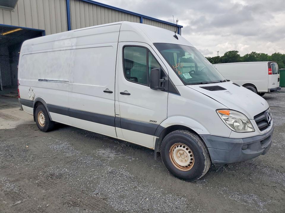 2011 Mercedes-benz Sprinter მანქანა იყიდება აუქციონზე, vin: WD3PE8CB1B5557365, აუქციონის ნომერი: 59796646