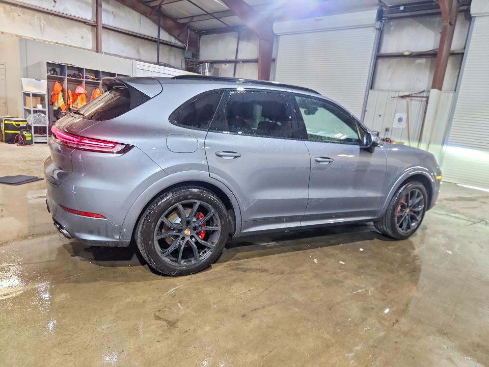 58699856 :رقم المزاد ، WP1AL2AY8TDA15921 vin ، 2026 Porsche Cayenne مزاد بيع