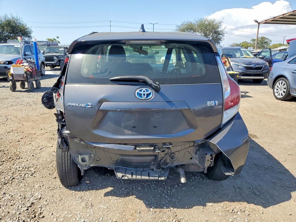 Aukcja sprzedaży 2016 Toyota Prius C, vin: JTDKDTB31G1135904, numer aukcji: 61167376