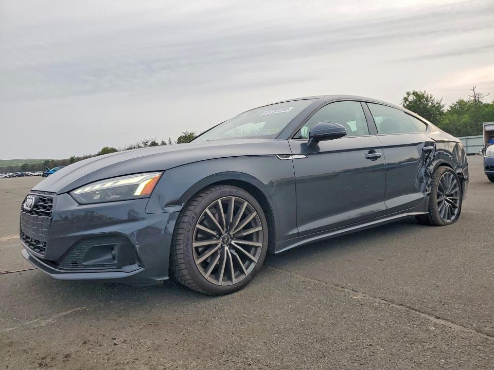 Продаж на аукціоні авто 2022 Audi A5, vin: WAUCBCF51NA005993, номер лоту: 61232226