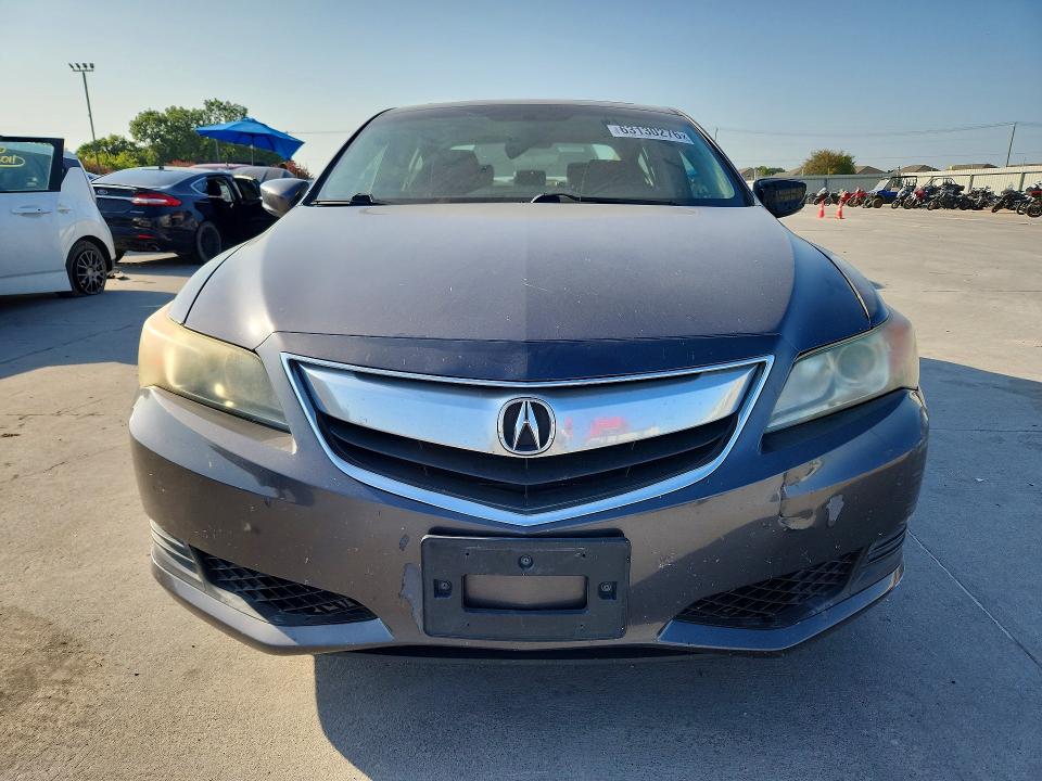 63130276 :رقم المزاد ، 19VDE1F37FE005232 vin ، 2015 Acura Ilx مزاد بيع