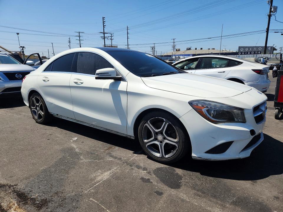 Продажа на аукционе авто 2014 Mercedes-benz Cla, vin: WDDSJ4EB5EN155926, номер лота: 63375436