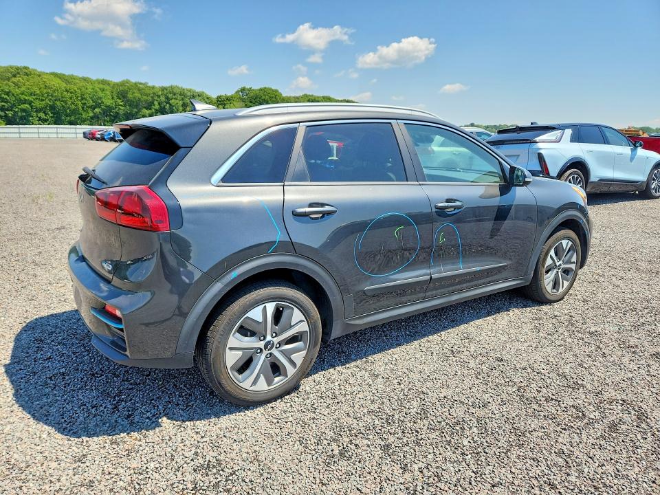 2022 Kia Niro Ev მანქანა იყიდება აუქციონზე, vin: KNDCC3LG2N5159904, აუქციონის ნომერი: 61125046